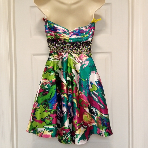 🆕 Colorful👗by Evenings by Allure 👗size 4💠- Picture 3 of 15